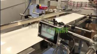 U2 PRO S Printing on High Gloss Carton + Flamingo Flat belt Conveyor