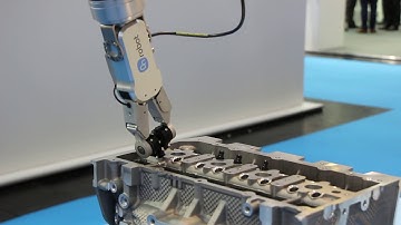 OnRobot RG2-FT Insertion Application at Automatica 2018