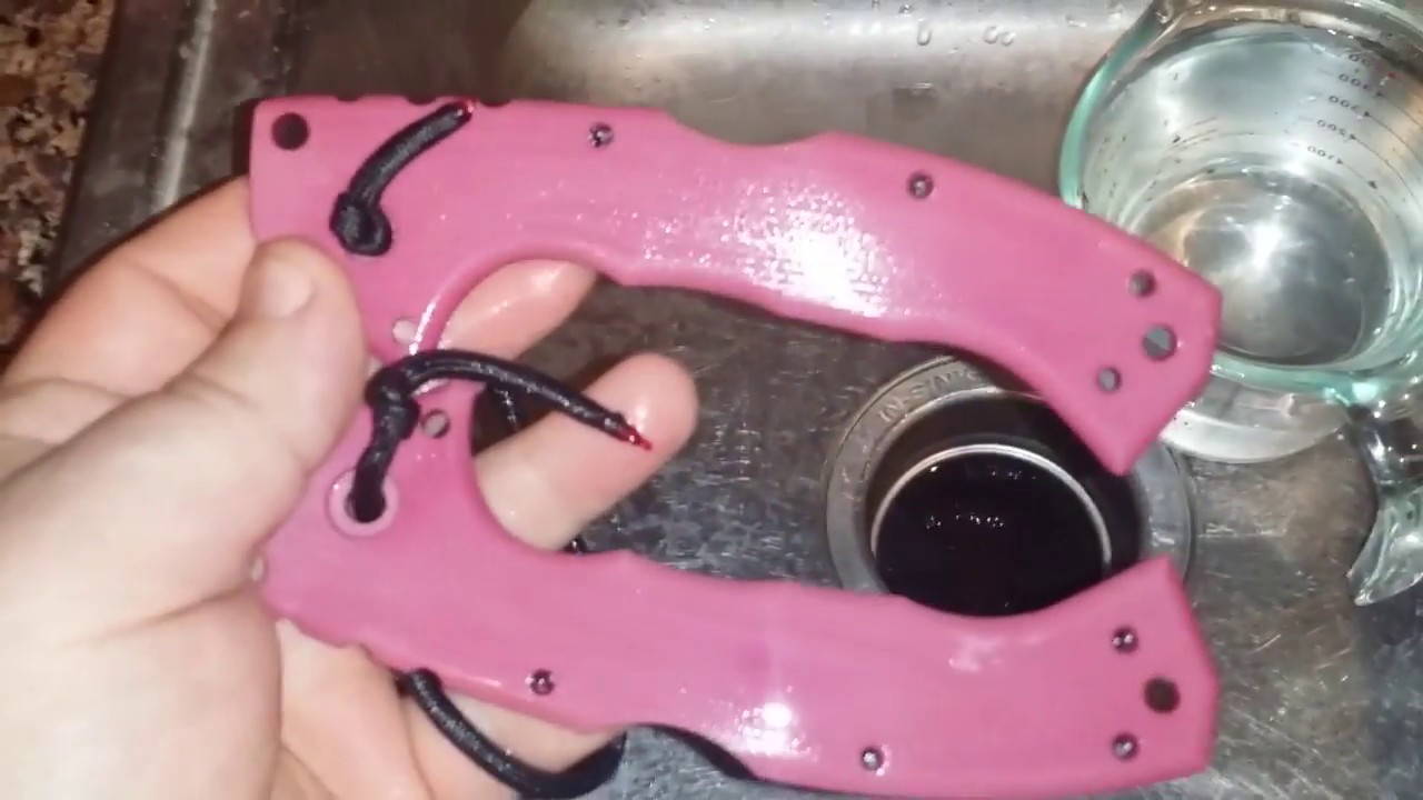 Dyeing G10 Scales On The Cold Steel 4Max!!!