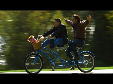 シットコム風オープニング