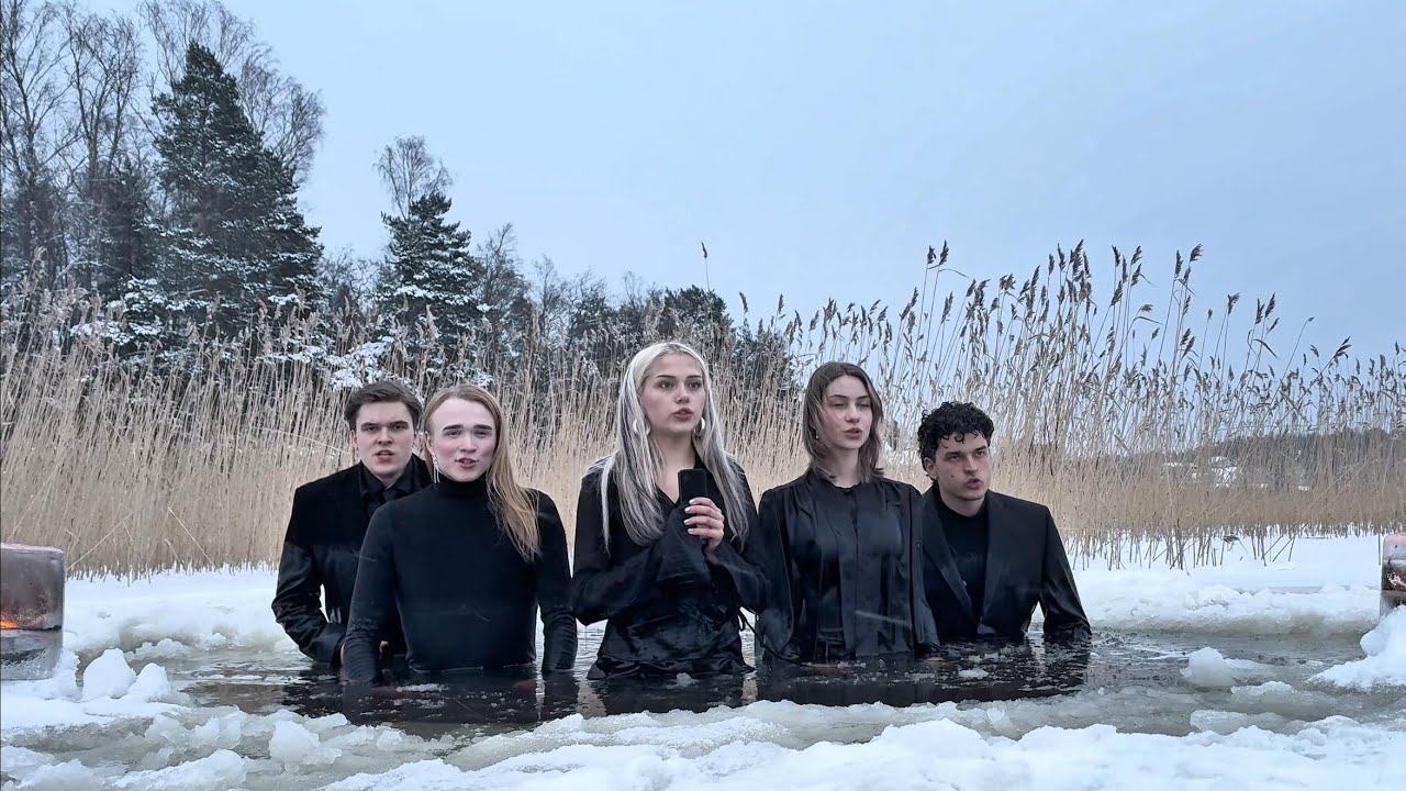 Finlandia in Finnish sauna by Kajo