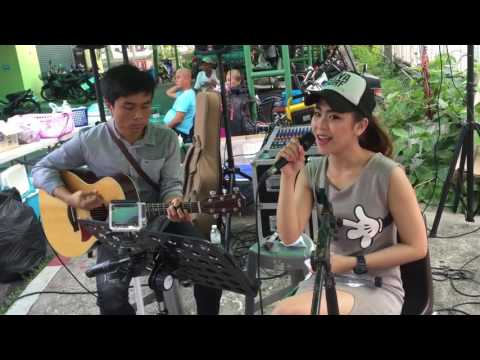 นิดนึง by BEAT IT Wedding and event band