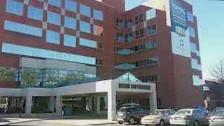 72-year-old woman wins battle with COVID-19