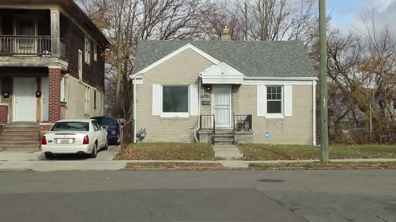 Highland Park, Michigan : A city surrounded by Detroit 