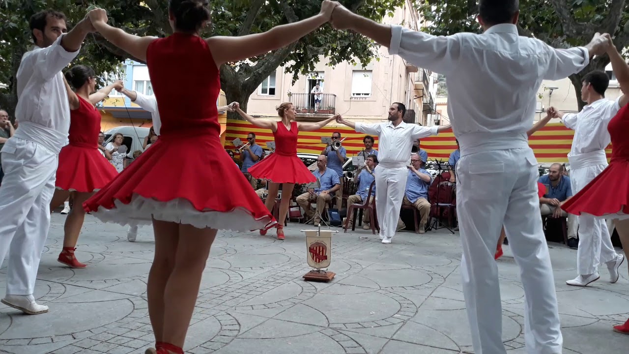 COLLA MANS AMIGUES DE CASSÀ,  APLEC DE PORTBOU, 2-8-2018- Sardana 