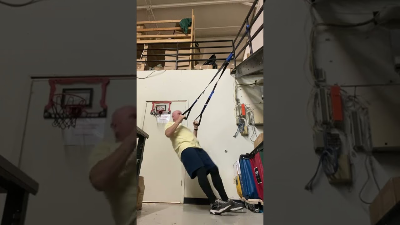 Back superset demonstration with KineticRT Suspension Training with Coach McQueen 60 fitness