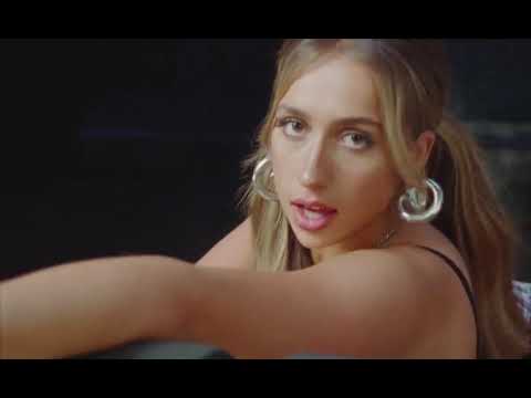 Tate McRae - greedy