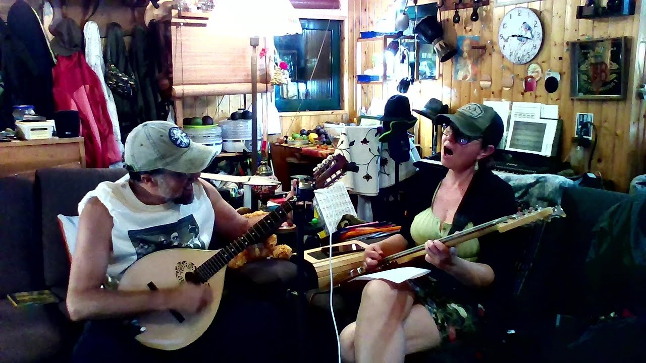 'Orange Crush' (R.E.M.): Carnivoras Mouriño Sessions 25