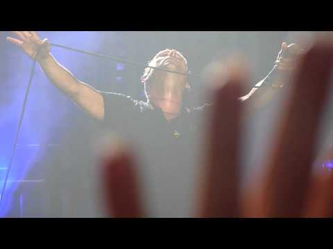 Blur - Country House performed at Manchester MEN