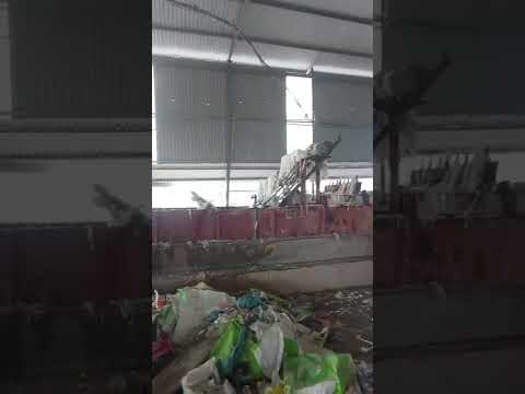 Video Dây chuyền giặt rửa tạo hạt nhựa pp từ bao tải. - youtube