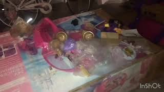 Dynacraft Disney princess 24 volt carriage ride on toy unboxing assembly