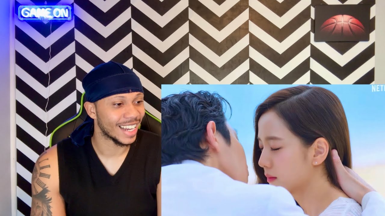 Реакция Jamario на тизер-трейлер нового сериала с участием Джису из BLACKPINK!