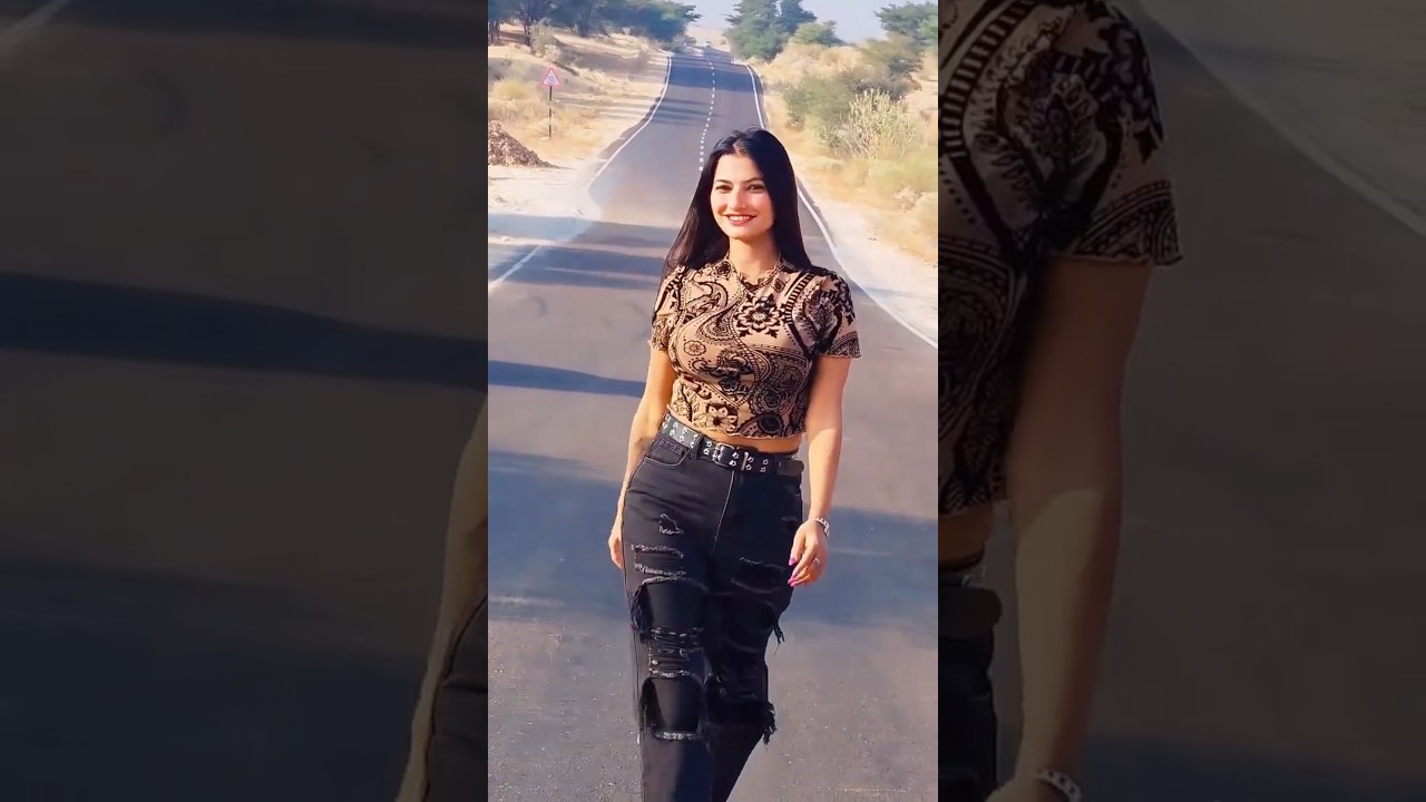 Rajasthan Road Pe Queen Walk 👑 | Attitude Girl Short 🔥 