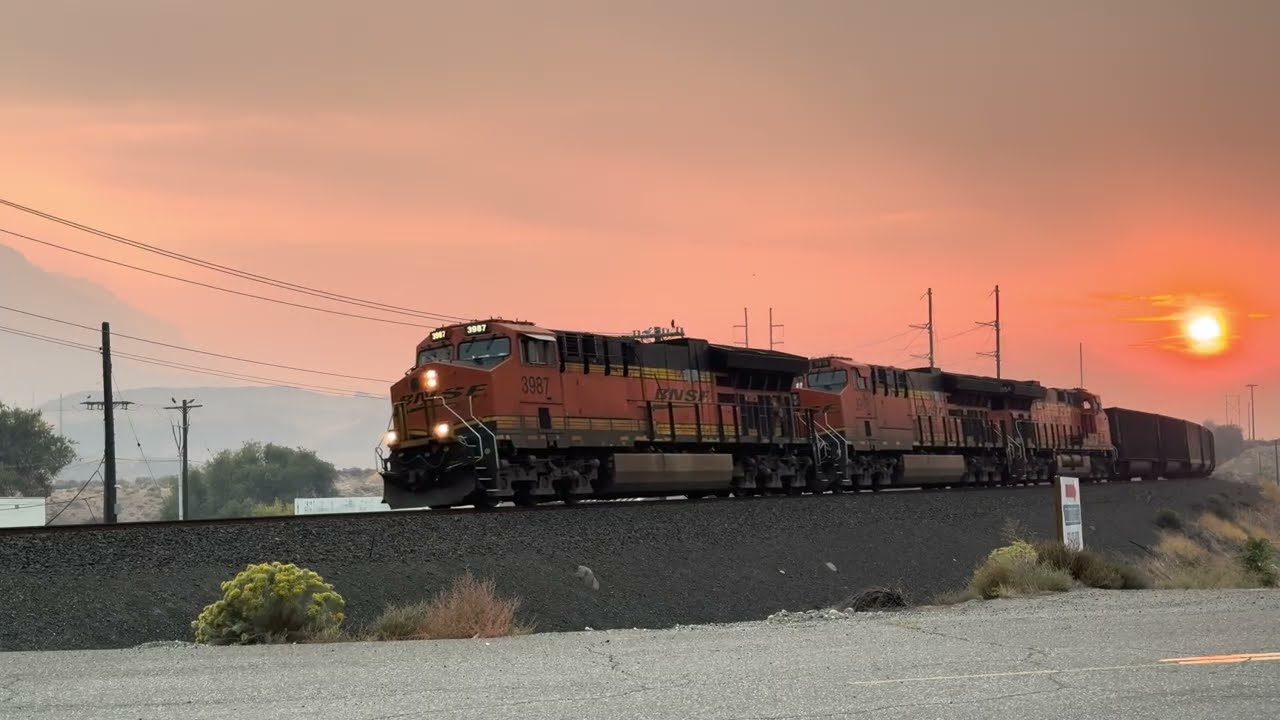 2 Trains in Rock Island 