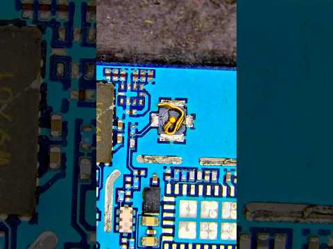 Socket antenna repair. This type has many similarities, what type? #phonerepair #microsoldering