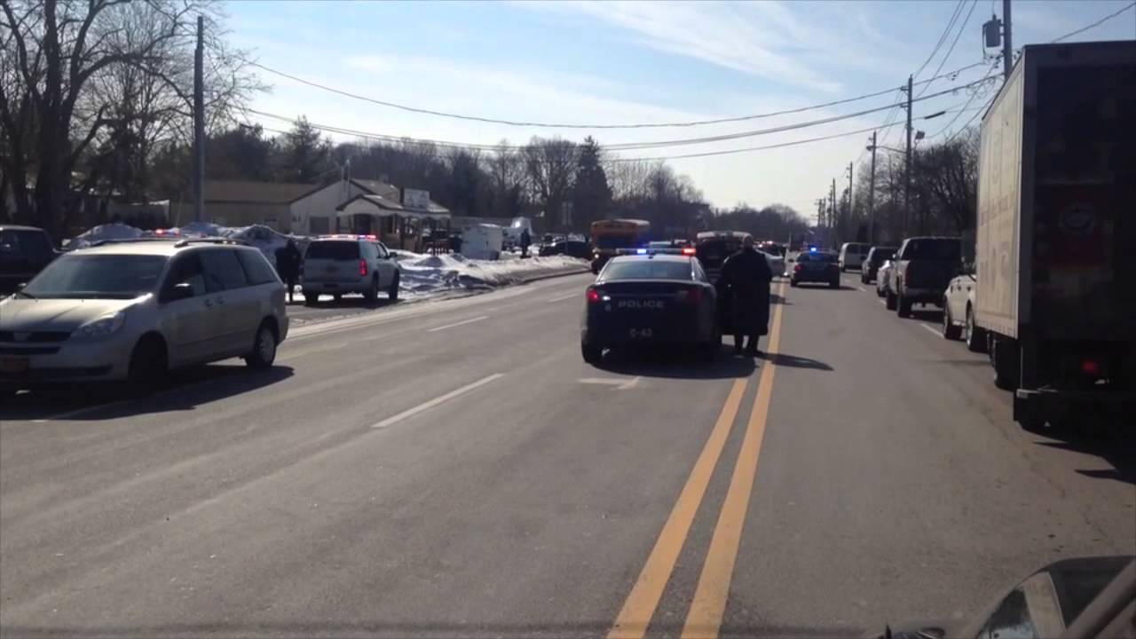 County Road 39 Southampton Car Accident Scene YouTube