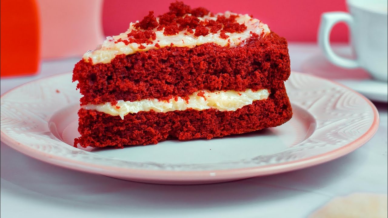 How to make Red velvet cake for Christmas #vlogmas #velvet - YouTube