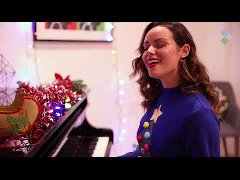 The Thirteen Reasons We Love Christmas! | Caroling