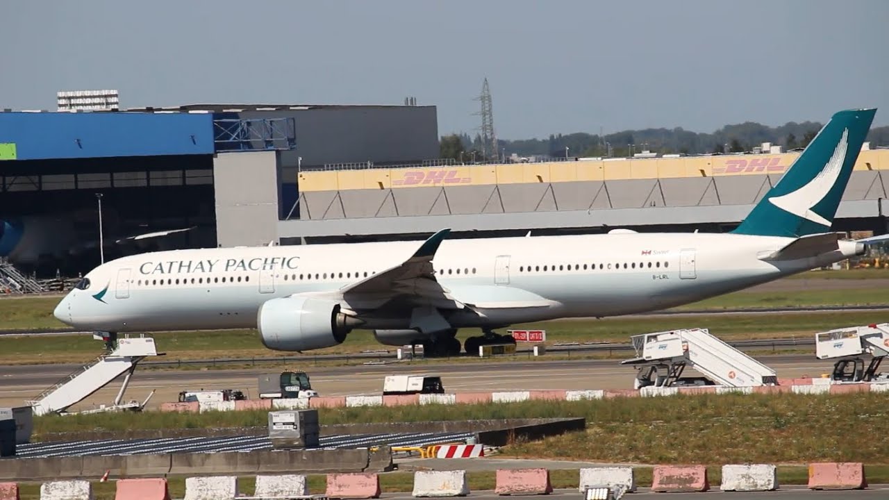 Landings, Taxi's, Take offs at Brussels Airport 07L 25/08/2025
