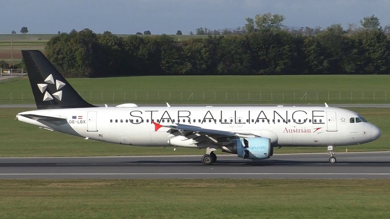 Austrian Airlines Airbus A320 *Star Alliance Livery* landing at Vienna