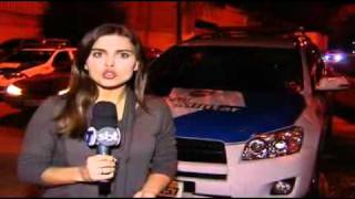 Menina Aceita Pear Com Estranho E É Molestada