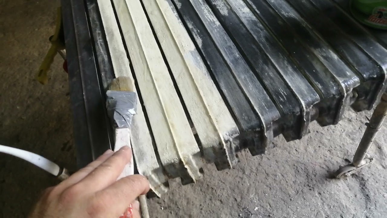 décapage de peinture sur radiateur avec le gel décapant YouTube — free download