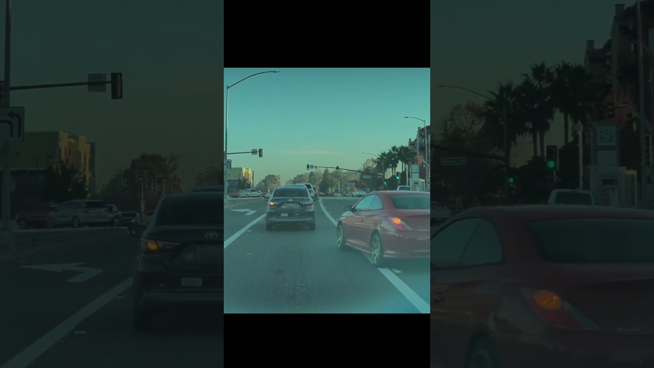 Last Minute Lane Change Across SOLID Lines 😬⚠️