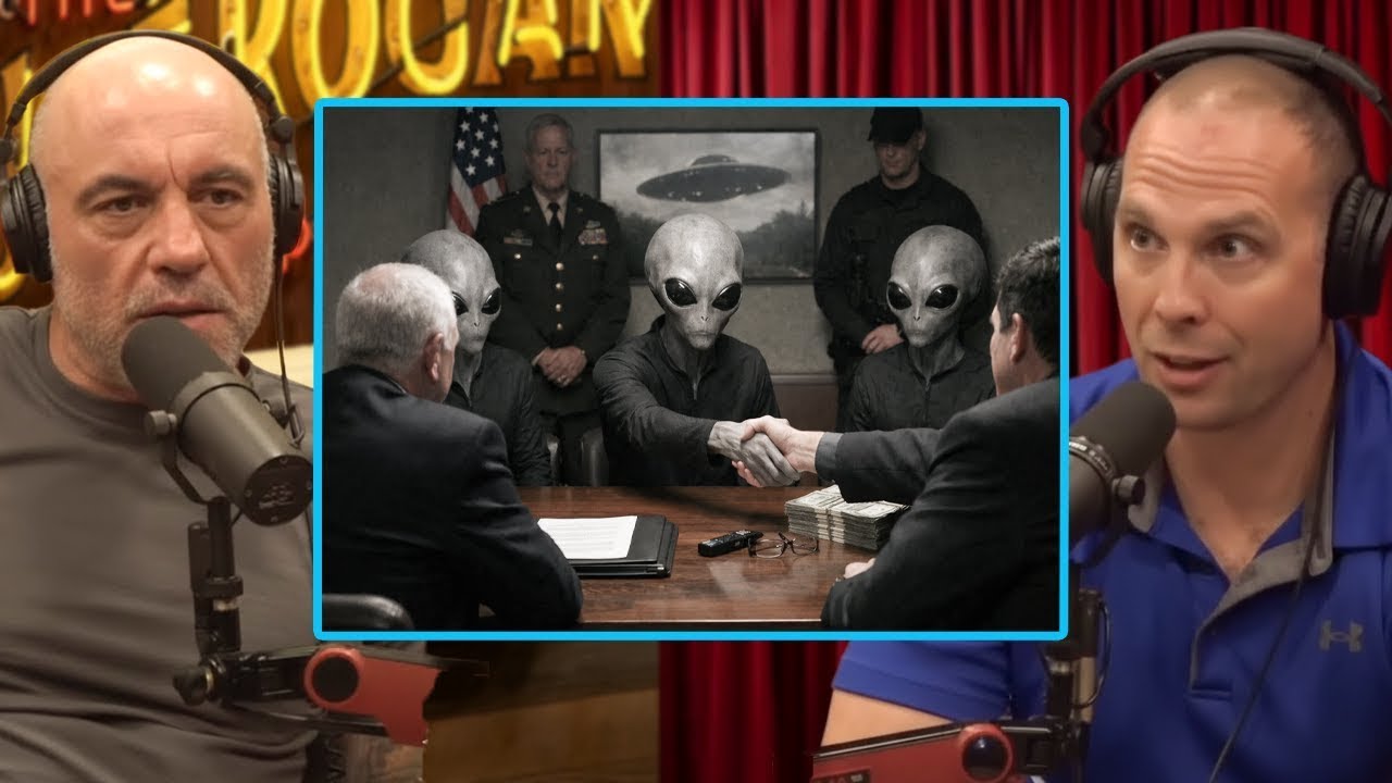 Joe Rogan: "Is the Government Making Deals with Aliens to Hide the Truth "