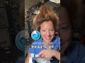 宇宙で青い絵の具を 作る方法