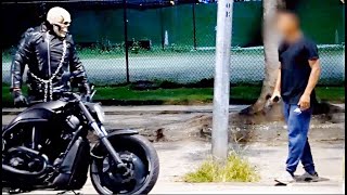 PEGADINHA: MOTOQUEIRO FANTASMA O RETORNO  Ghost Rider Pranks