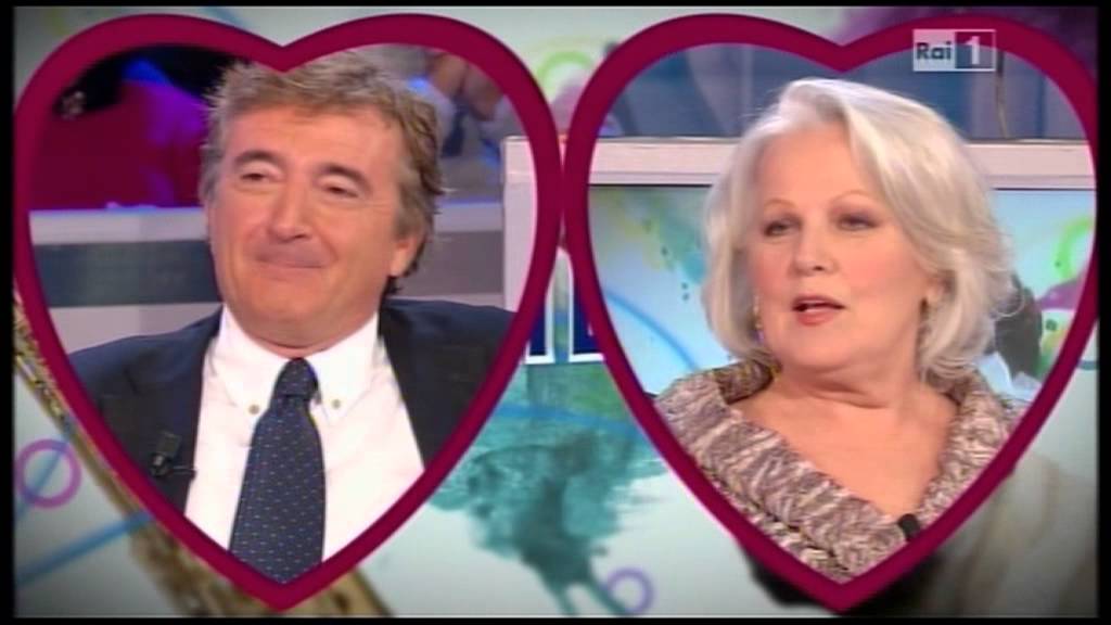 Carlo Nesti e Katia Ricciarelli scherzano da Mara Venier