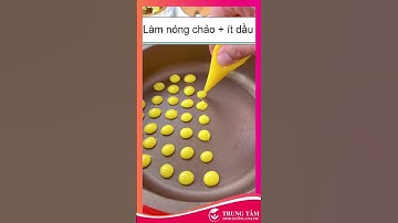 Hướng dẫn mẹ làm bánh lòng đỏ trứng thơm ngon cho bé ăn dặm  #trending #mevabe #nuoicon