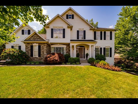 225 Crown Point Drive, Springboro, OH home video tour