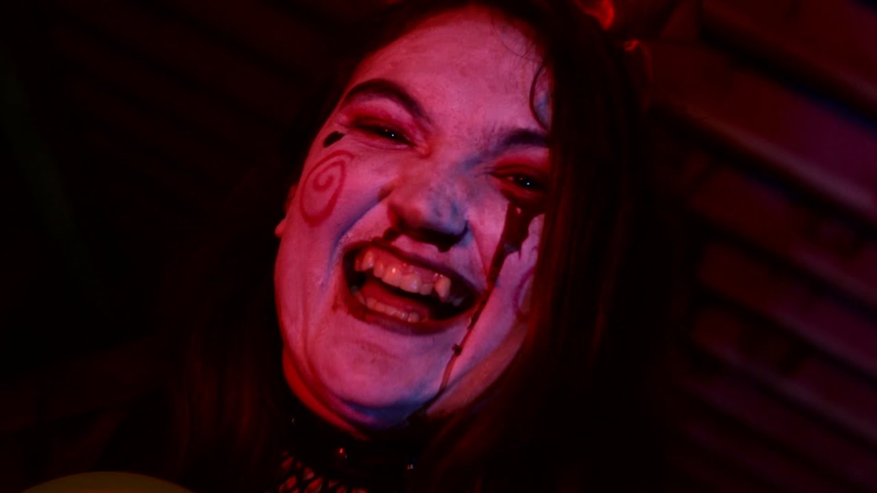 THE TRANSYLVANIA HELLHOUNDS - Shriekshow (Official Music Video)