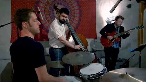 Make You Feel My Love - Alex Browne Trio (Live Ses...
