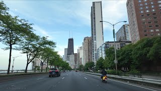 Driving from Lincoln Square to the Loop via the Lake Shore Drive in Chicago Illinois