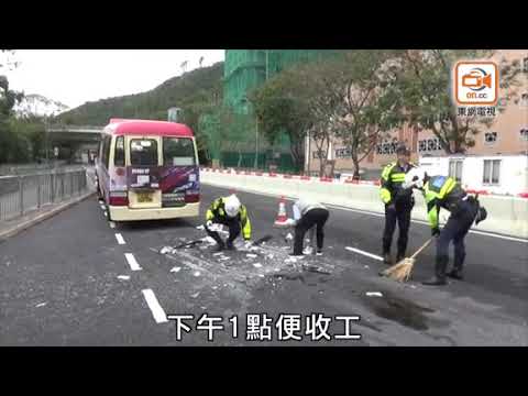 石排灣道紅VAN撼專線小巴　女乘客拋出車昏迷