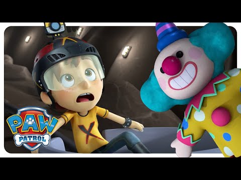 Clowns, Carnival Trains and DARK Tunnels at the Funhouse ride! 🤡😱 | PAW Patrol | Cartoons for Kids