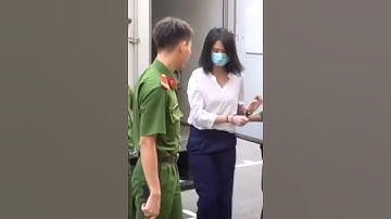 Ngọc Trinh được áp giải đến toà sau 3 tháng tạm giam