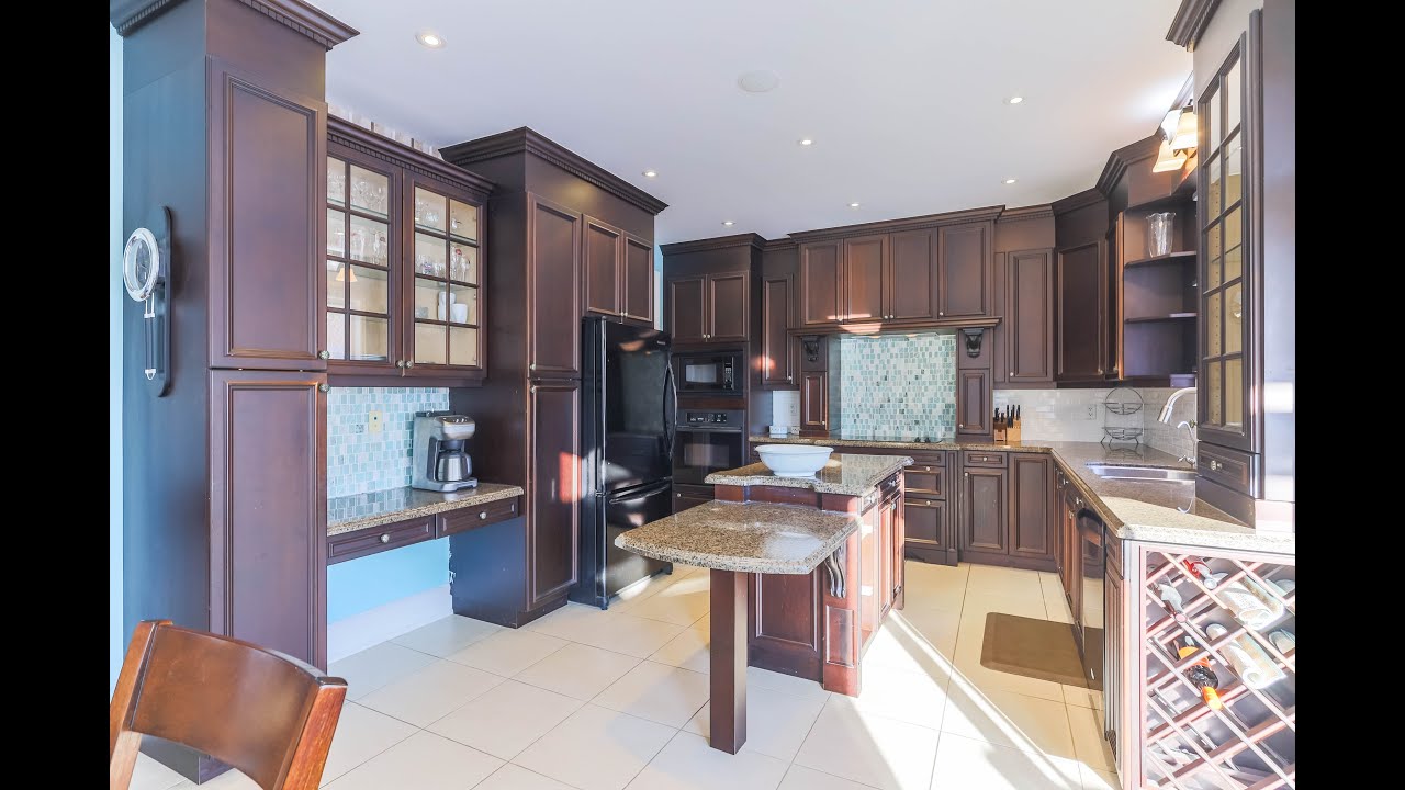 🏡 83 Blackburn Drive