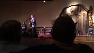 Bill Anderson - I Wonder If God Likes Country Music chords