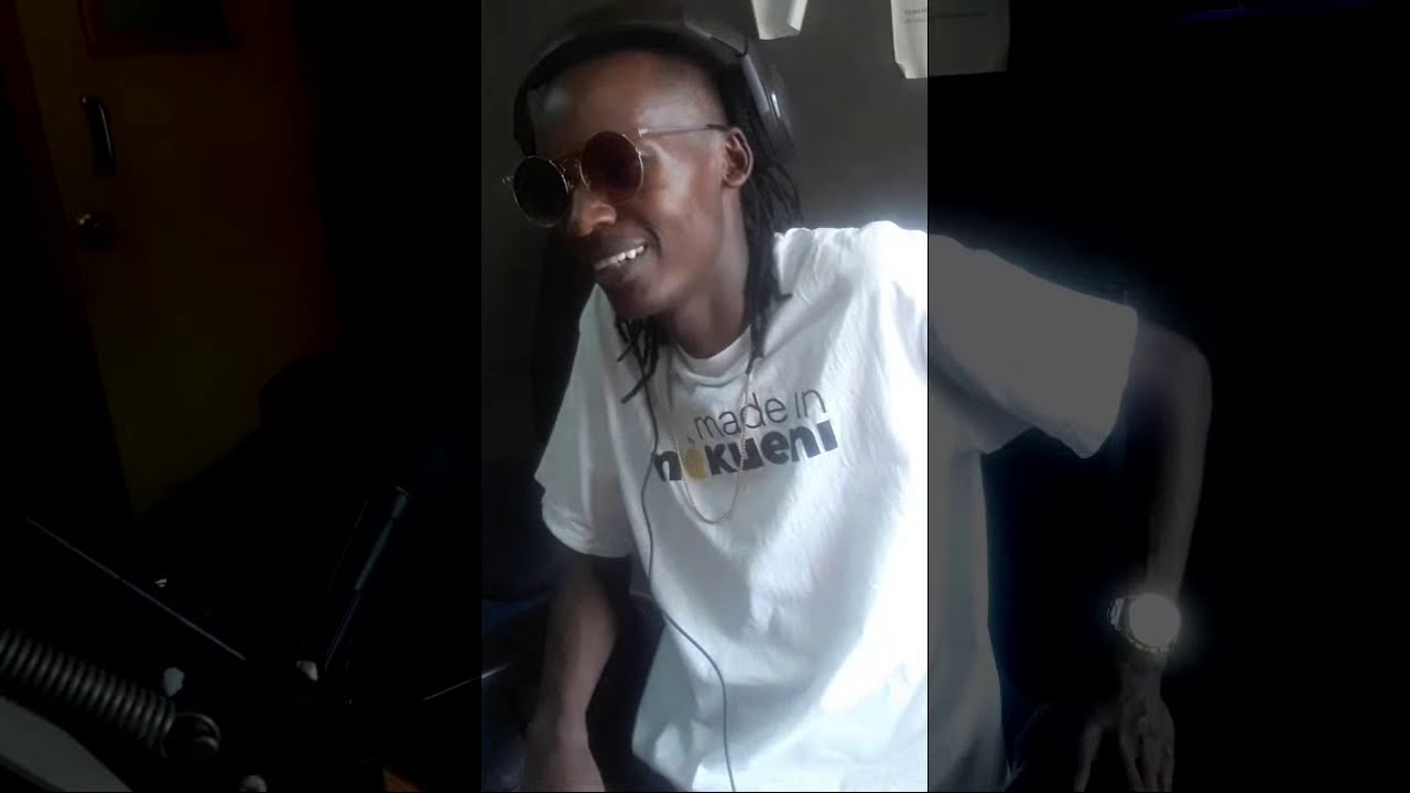 Sir Mwenge|Biez Kaviru asimulia maisha yake