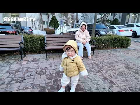 Our cute baby enjoyed playing in the playground!🇰🇷🥰 LIVING IN SOUTH KOREA VLOG50