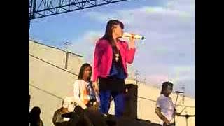 Cinta Terbaik   Via Vallen   Sera live in Stadion Sunggingan 6 Oktober 2013
