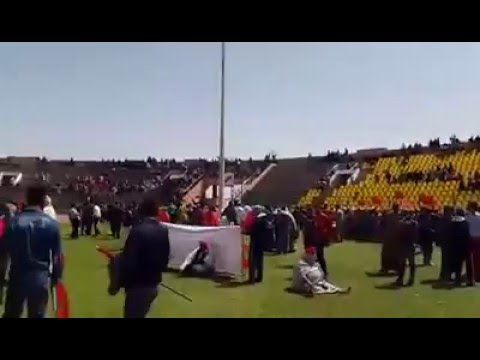 مسيرة بالمركب الرياضي الشيخ محمد الأغضف بمدينة العيون 15 03 2016