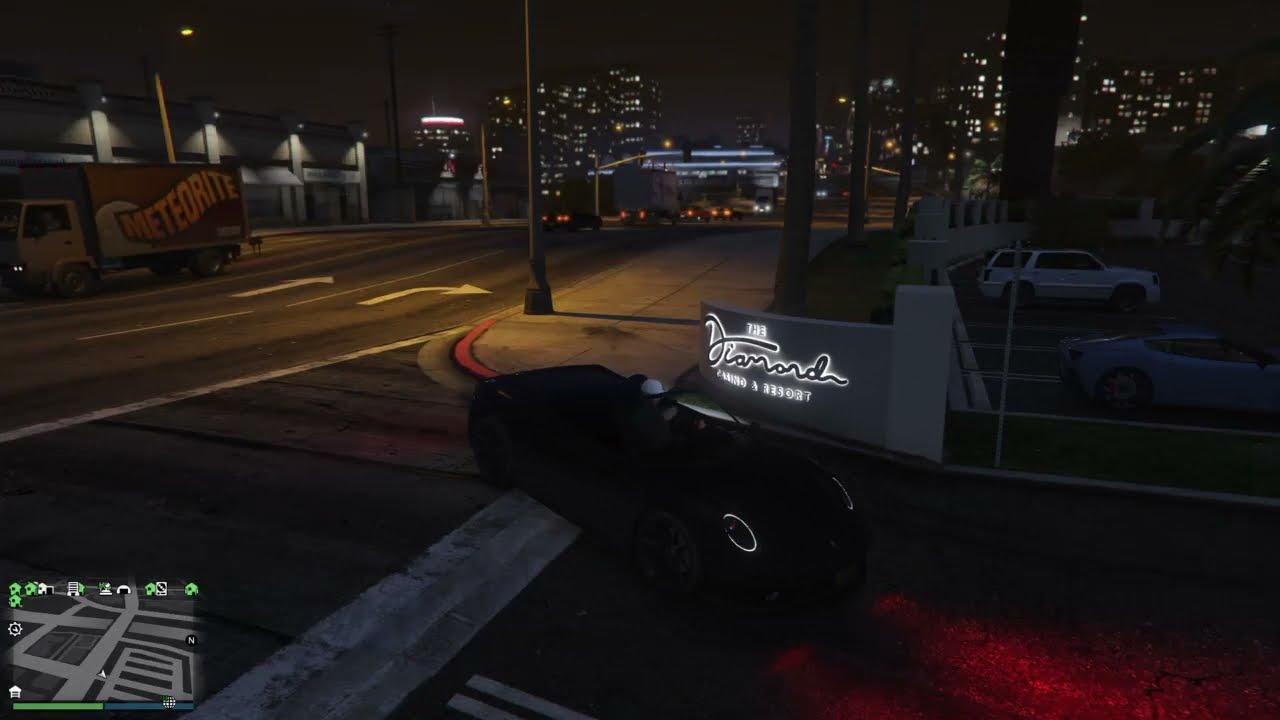 GTA: Online. • Lupe calls. • First NPC crate source mission complete. • Criminal Enterprises DLC. •📱