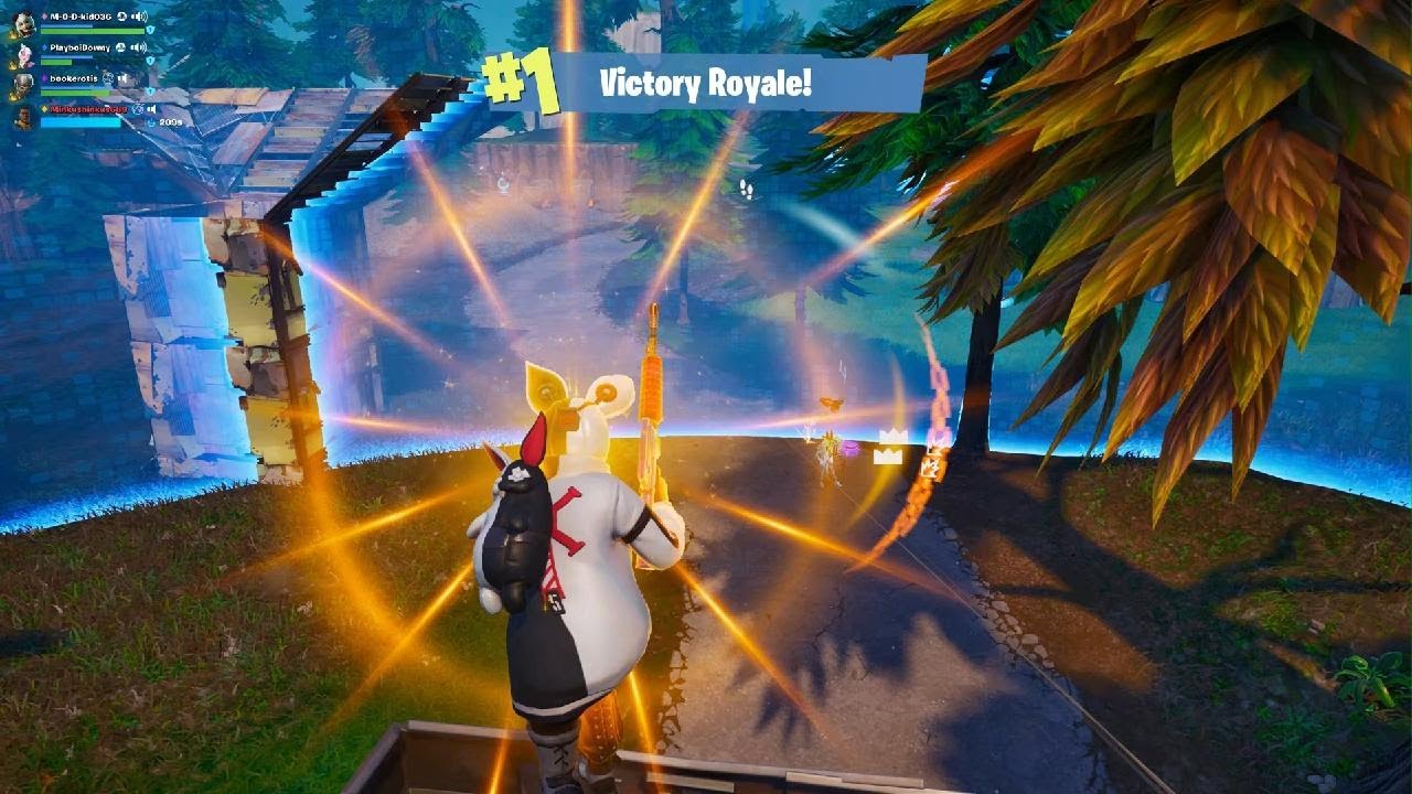 Playing OG Fortnite With A Random Squad's Fill Team - YouTube