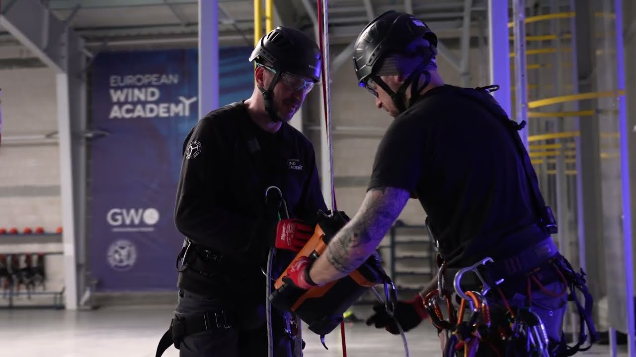 ActSafe Lifting goods & Personnel ACX