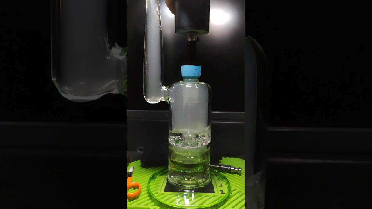 Arizer Solo2 + DabVap v2 180 Celsius with Black Leaf Ballon glass bong and short mouthpiece