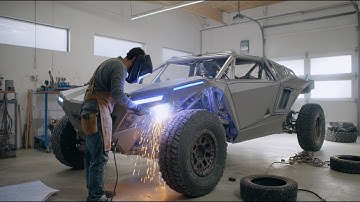 Simple guys spent 1,000 hours building an amazing off-road vehicle. Timelapse